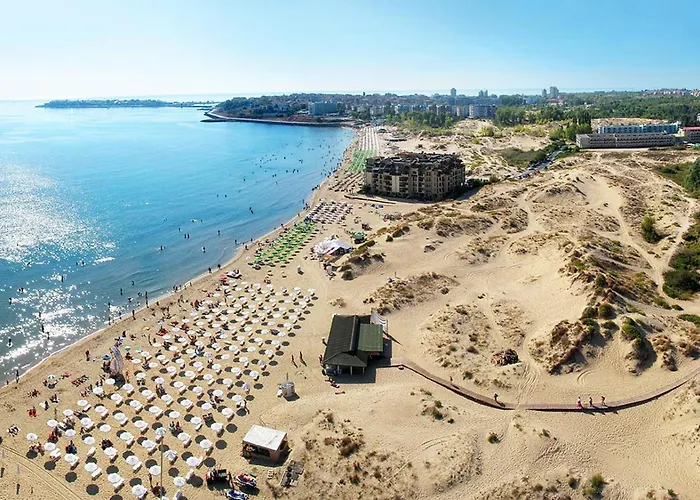 Lejlighedshotel Favorit 3*