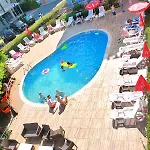 Ξενοδοχείο με διαμερίσματα Favorit 3*