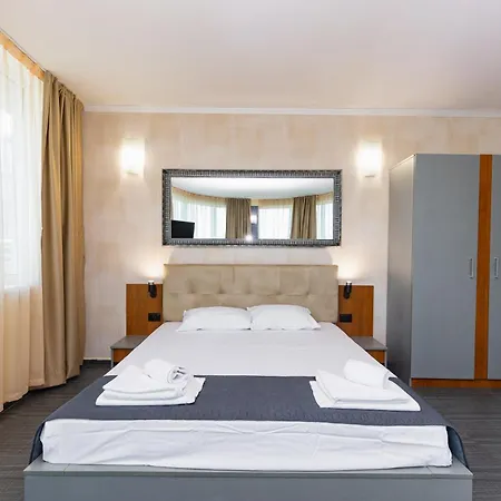 Apart Otel Favorit 3*