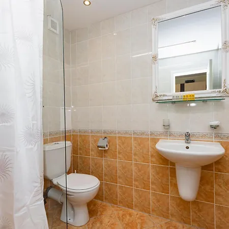 Apart-hotel Favorit