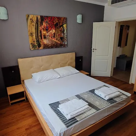 Aparthotel Favorit