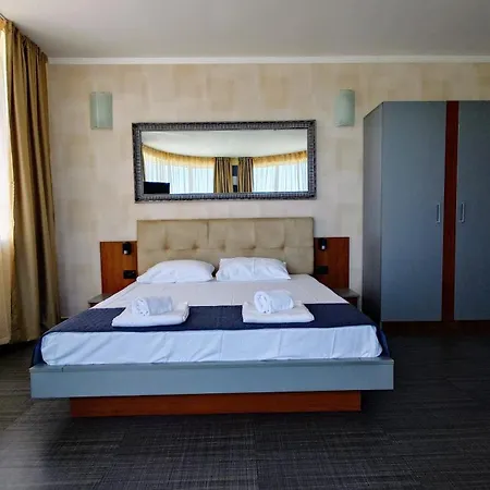 Favorit Aparthotel Sunny Beach