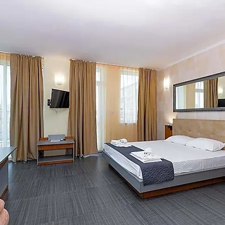 Hotel apartamentowy Favorit Słoneczny Brzeg