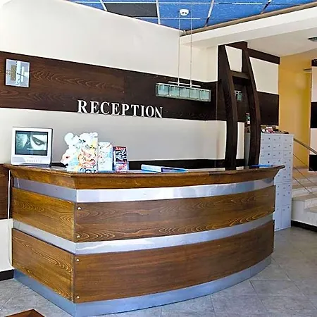 Favorit Hotel apartamentowy 3*