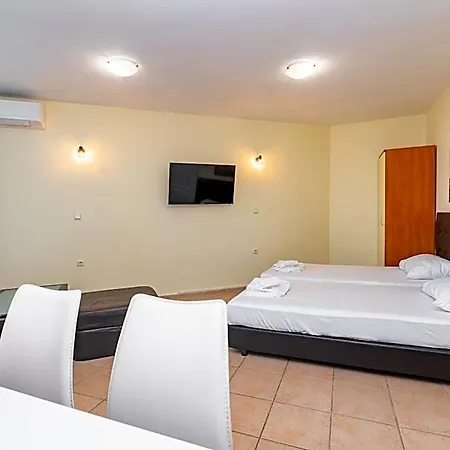Hotel apartamentowy Favorit Słoneczny Brzeg