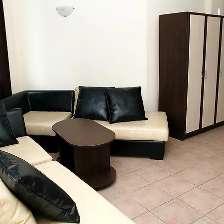 Favorit Aparthotel