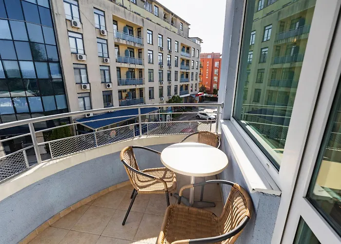 Favorit 3* Солнечный берег