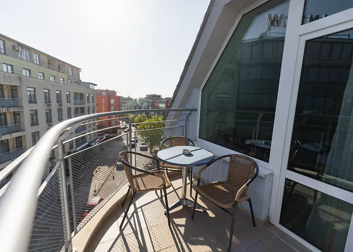 Favorit 3* Солнечный берег