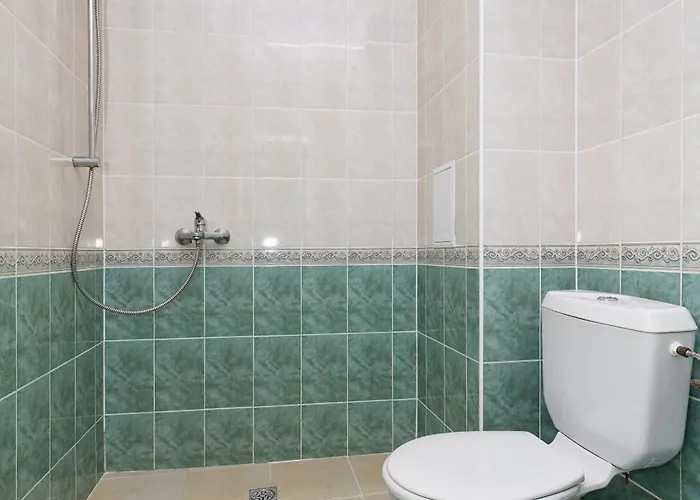 Aparthotel Favorit 3*